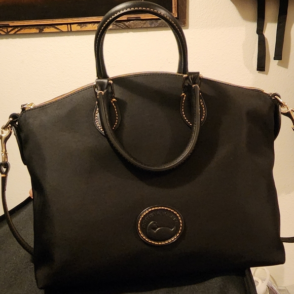 Dooney & Bourke Handbags - Dooney&Bourke nylon satchel